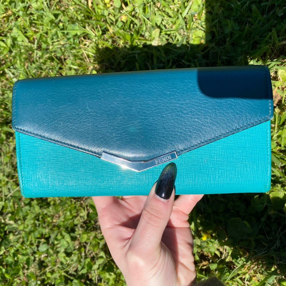 Fendi wallet - Picture 2 of 16